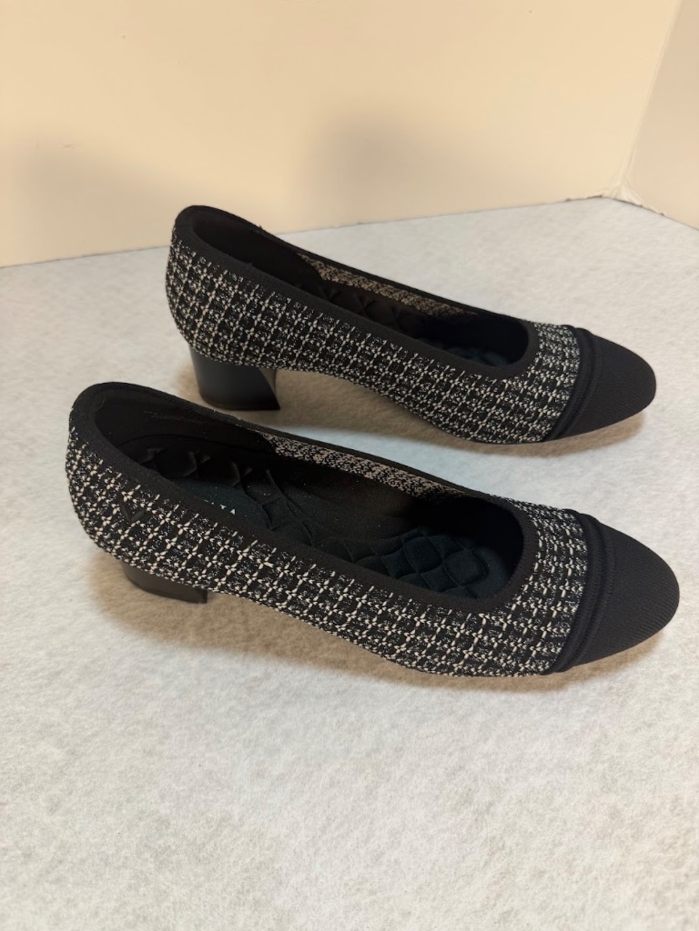 VIVAIA Women's Knit Block Heel Pumps Black White Tweed Size EU 41 US 10.5 - Picture 6 of 7
